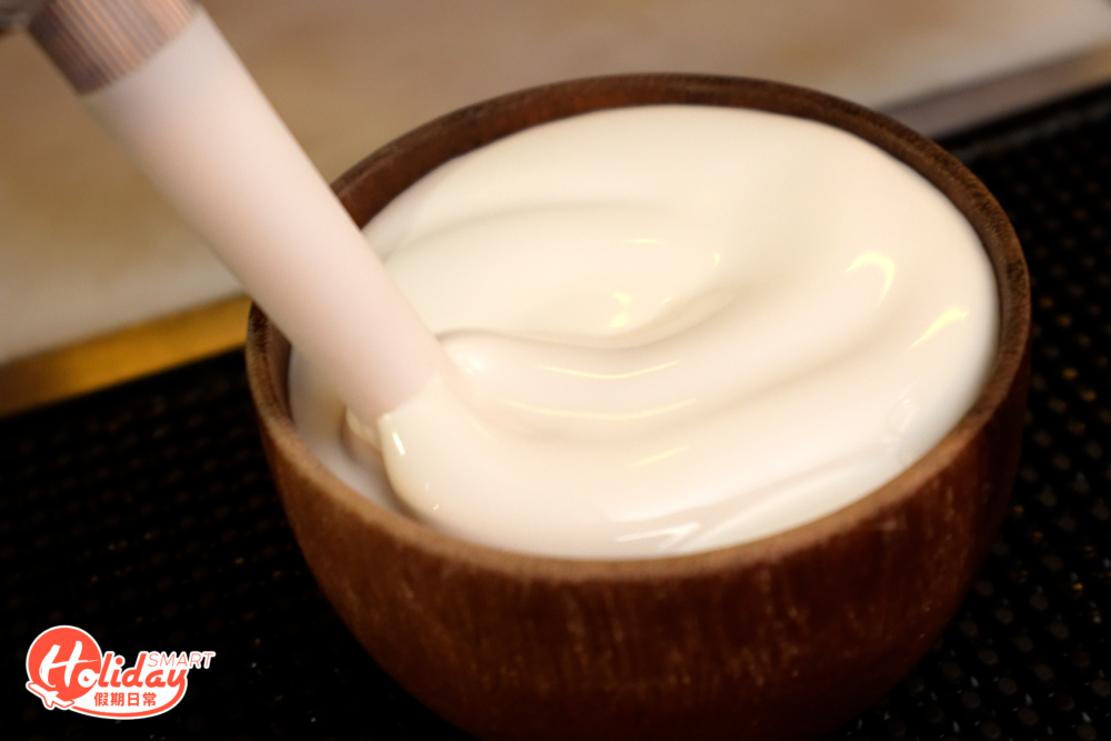 豆腐花Cocktail以百加得冧酒、薑汁利口酒和豆腐花等混合而成。