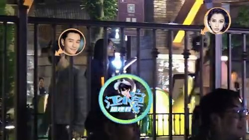 另一位博主「江小宴」拍到的影片中就見，黃曉明一直走在前面