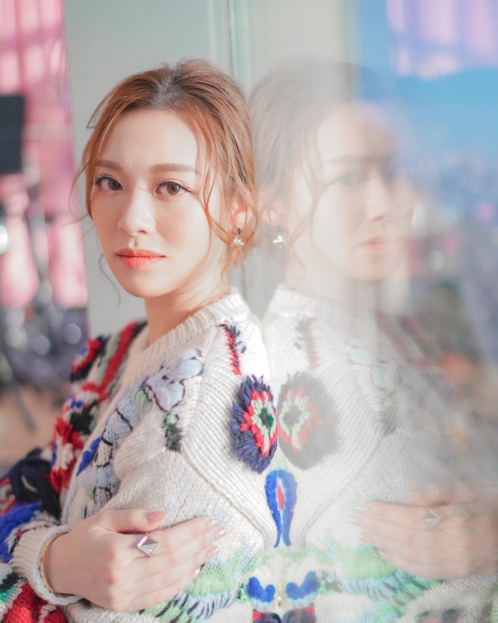 馮盈盈當年在主持《後生仔傾吓偈》期間，語出驚人的言論和浮誇的表情令觀眾印象深刻