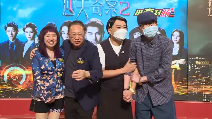 現場記者朋友及賓客爭相拍照留念