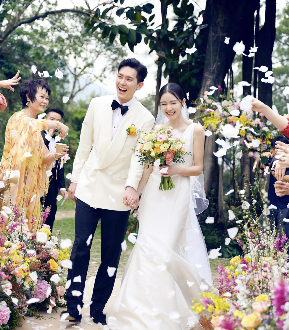 結婚之後麥明詩都有分享好多老公相，十分甜蜜！