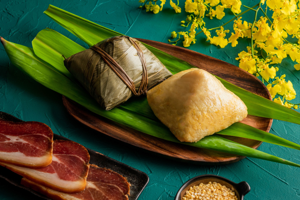 雙黃金華火腿瑤柱裹蒸粽。