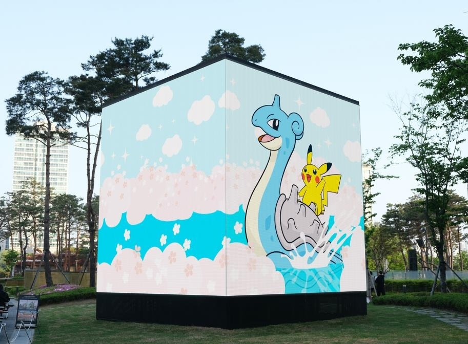 四方形巨型屏幕亦是打卡位之一！