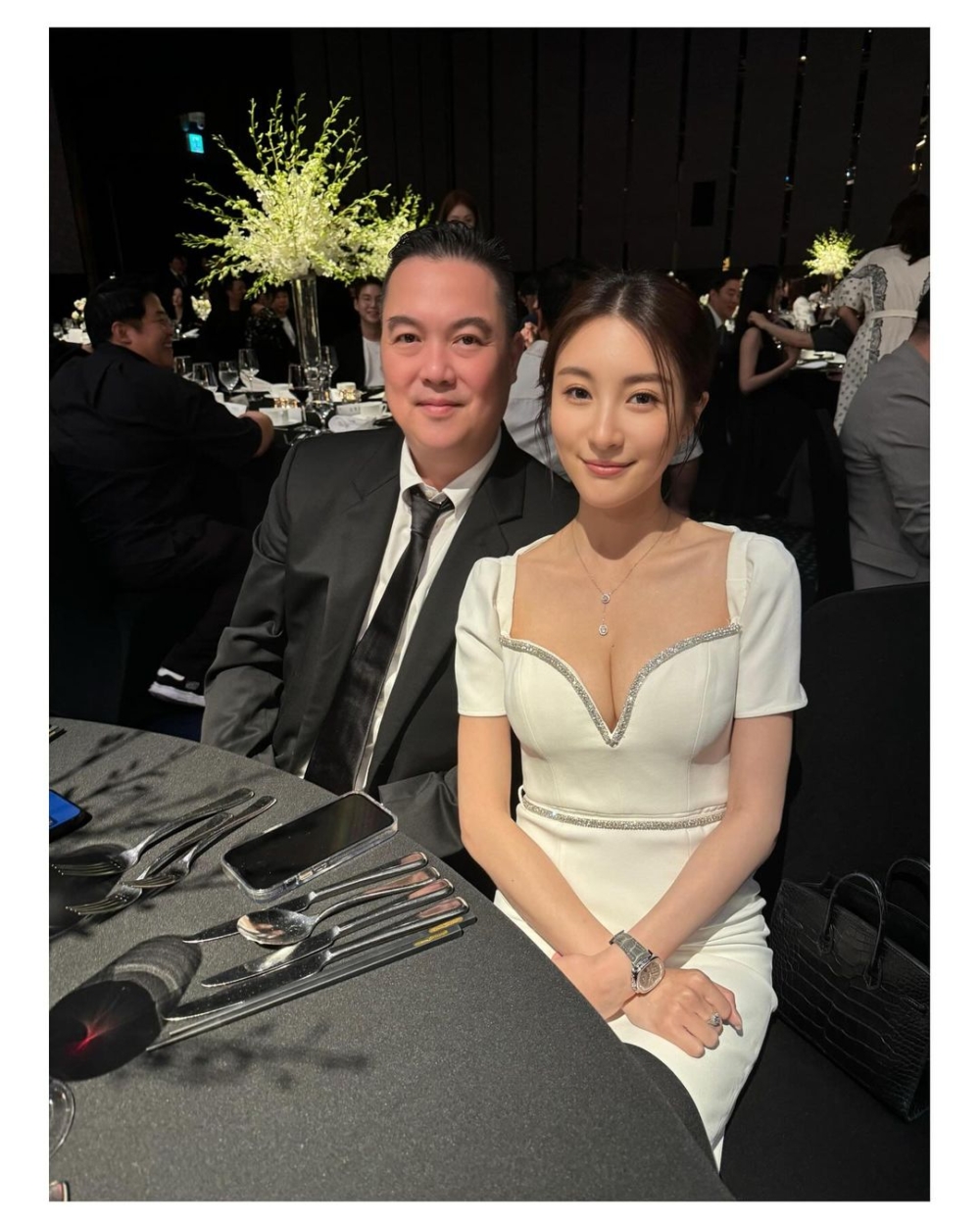 網友在IG及Threads上發文指斥林夏薇打扮相當失禮