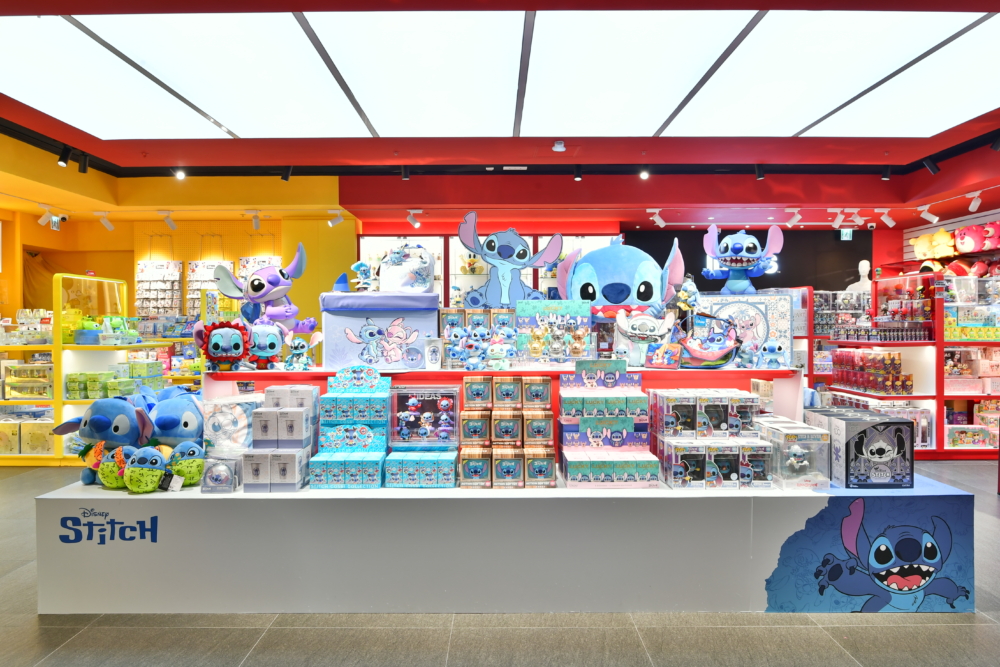 IDEAS四間分店都會有史迪仔專屬的展示區，擺放逾50款史迪仔精選商品