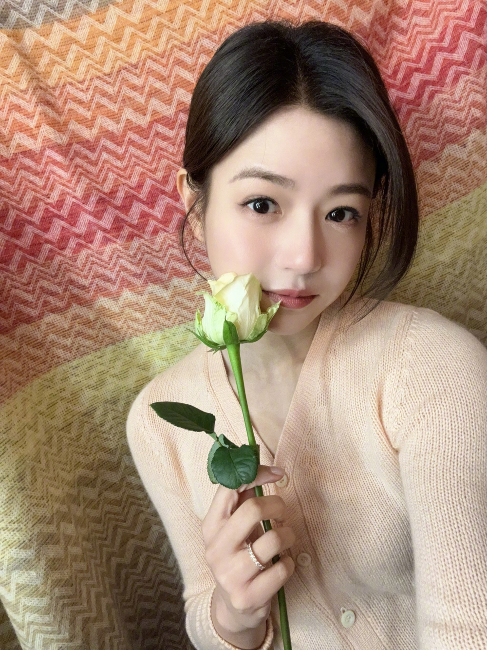 不過她就近年來積極運動,整個人更小了一圈