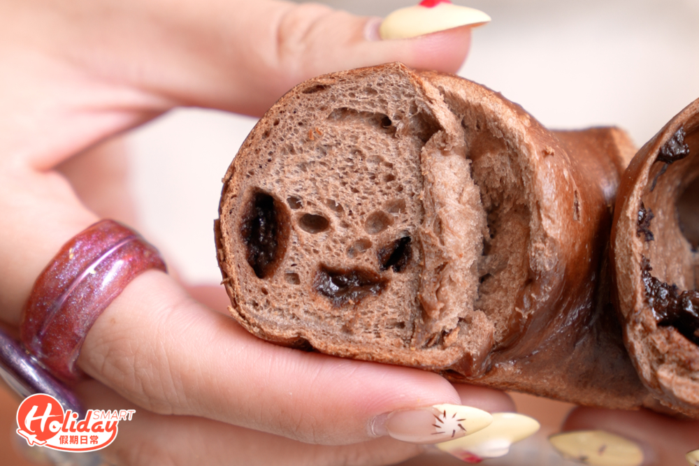 甜食方面推介比利時朱古力Bagel,麵包至內餡都是以朱古力製成,可以感受雙重朱古力口感。