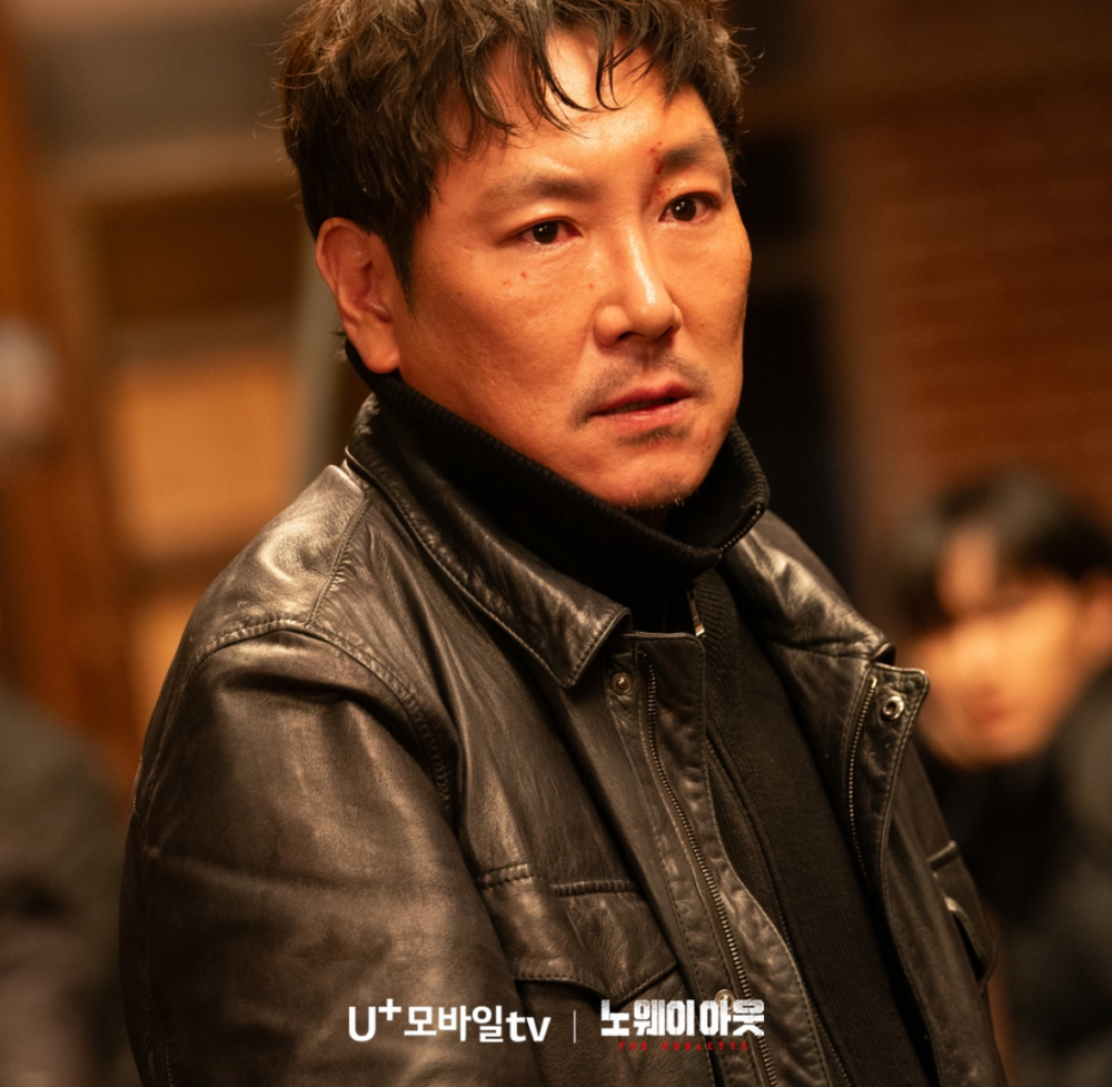 趙震雄繼《信號》之後再度飾演警察,飾演奉命保護重刑犯的刑警「白仲植」!