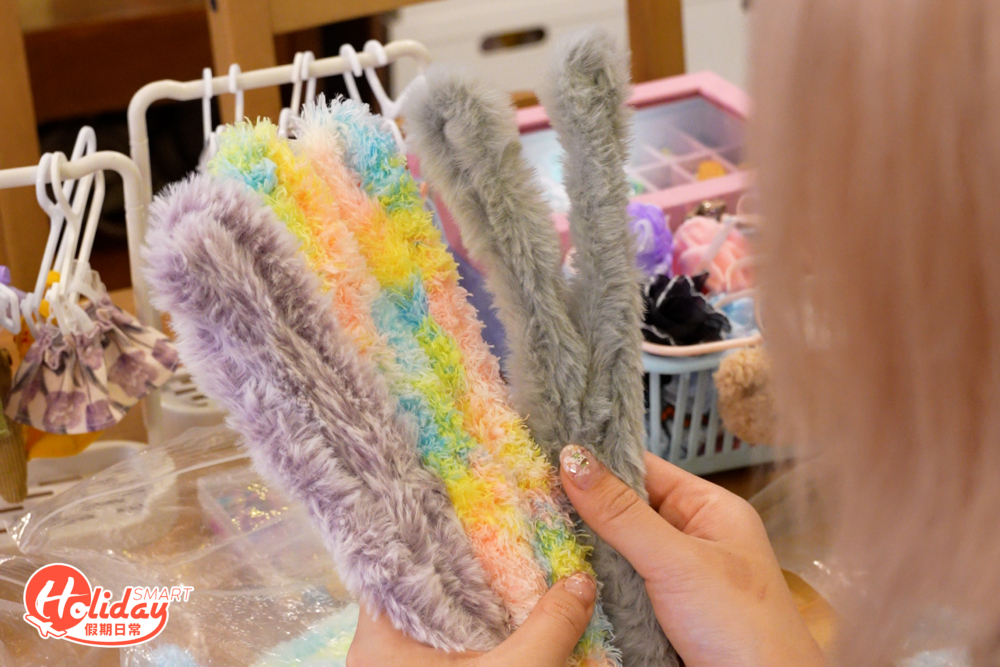 首先要選擇動物的顏色及毛毛材質。