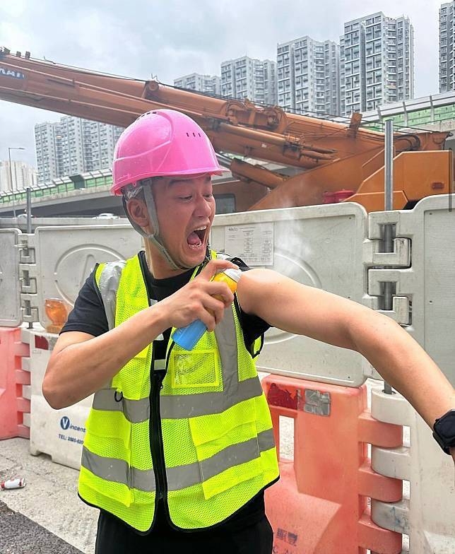 Deep一度被質疑是宣傳策略,並非真正做地盤工人。