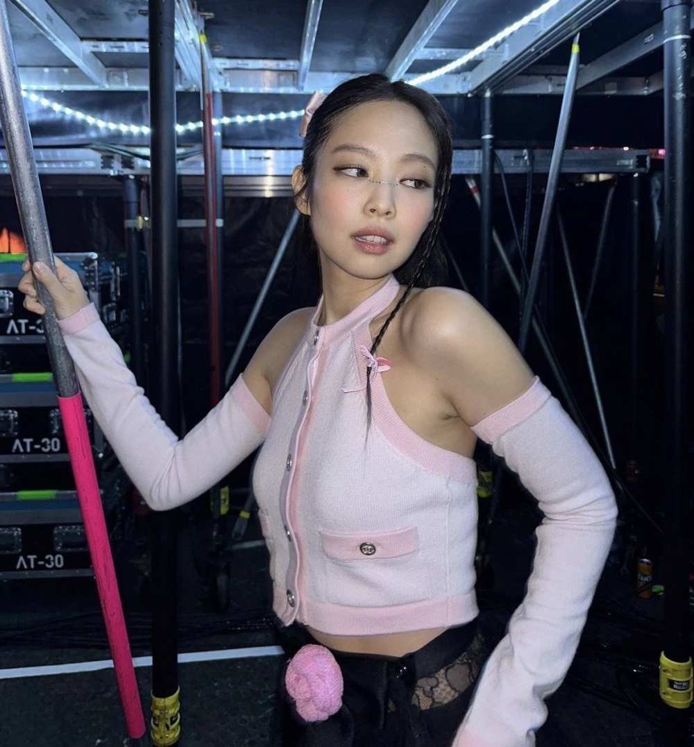 不同材質的袖套在防曬效果和舒適度上也有很大差異