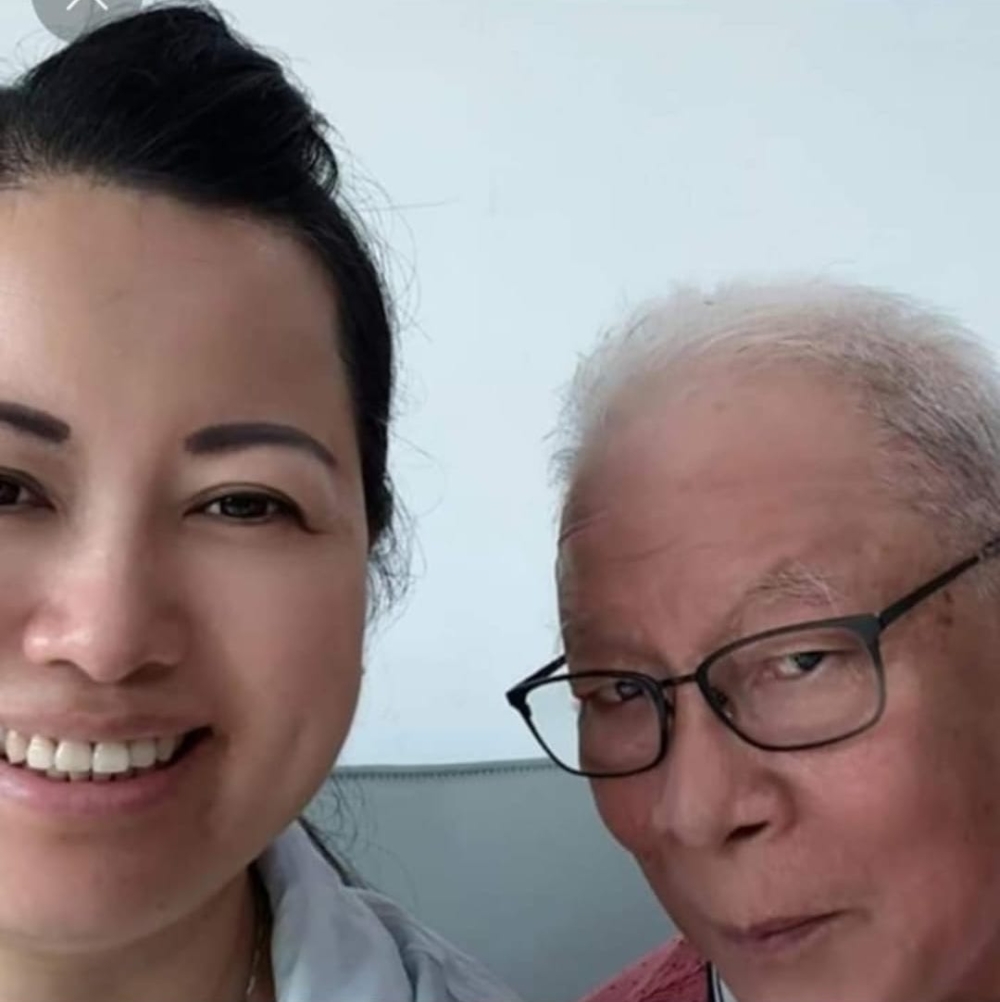 雖然何伯與何太已經結婚,但羅淑佩表示沒有紀錄指何太將何伯加入戶籍,因此何伯不應該住公屋單位