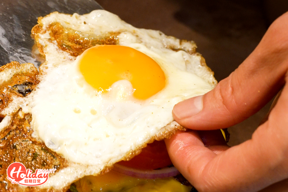 加上半生熟的太陽蛋超級邪惡。