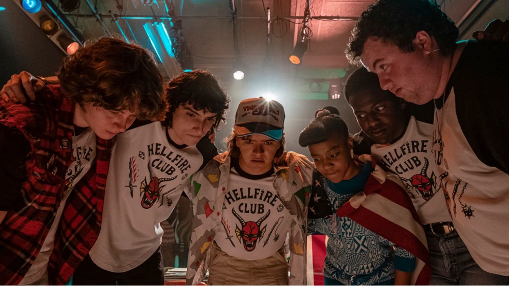 《怪奇物語(Stranger Things)》的「Hellfire Club」T-Shirt