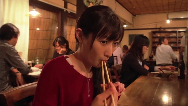 生食雞肉與豬肉恐導致食物中毒，感染彎曲桿菌或沙門氏菌