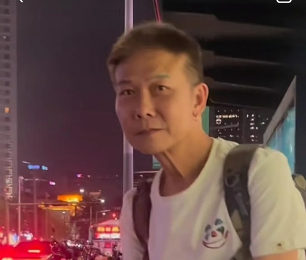 但此次再有唱K片流出,錢小豪就被發現看似比之前身體更瘦削!