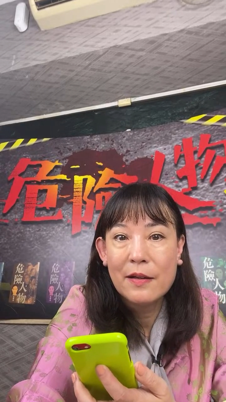 另外在直播尾聲,翁靜晶亦提到將會向何太發律師信