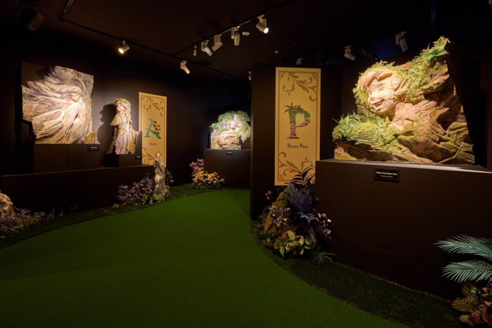 夢幻泉鄉「新篇章開始」展覽設置了多個迪士尼人物角色的岩石模型雕像!