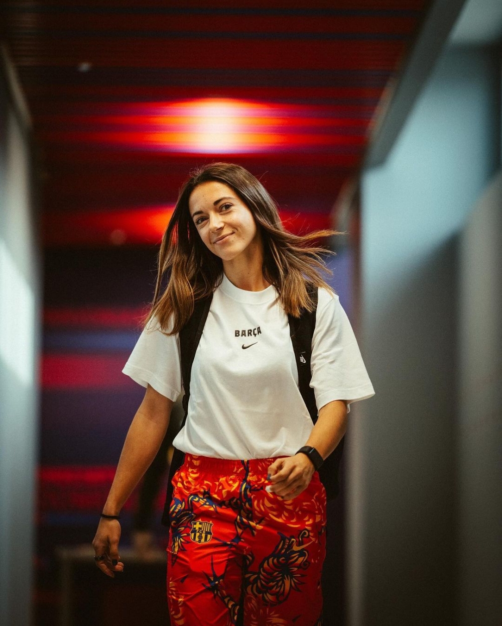 Aitana Bonmatí Conca目前效力於巴塞隆拿隊，曾獲得世界盃金球獎﹑歐洲足協﹑歐聯最佳球員及金球獎等多個殊榮！