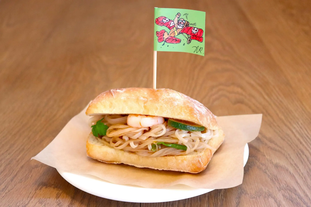 泰式炒河粉三文治!