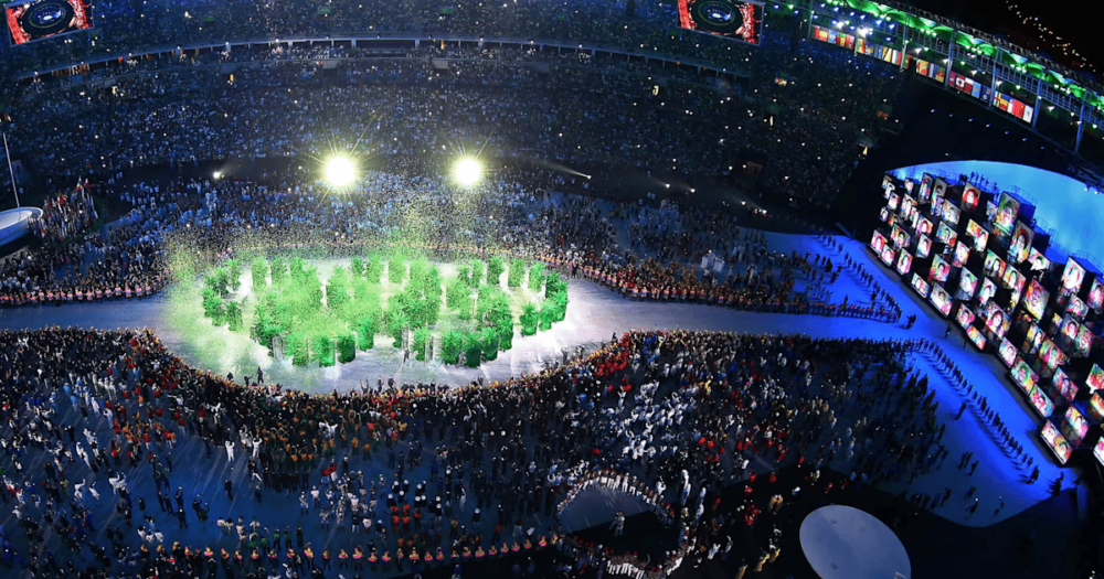 2016里約奧運是奧運史上第一次在南美洲國家舉辦，號稱「最性感」奧運開幕式，齊集3大「國寶」：巴西網球巨星「Gustavo Kuerten」、巴西田徑運動員「Vanderlei Cordeiro de Lima」及巴西籍超模「Gisele Bundchen」！