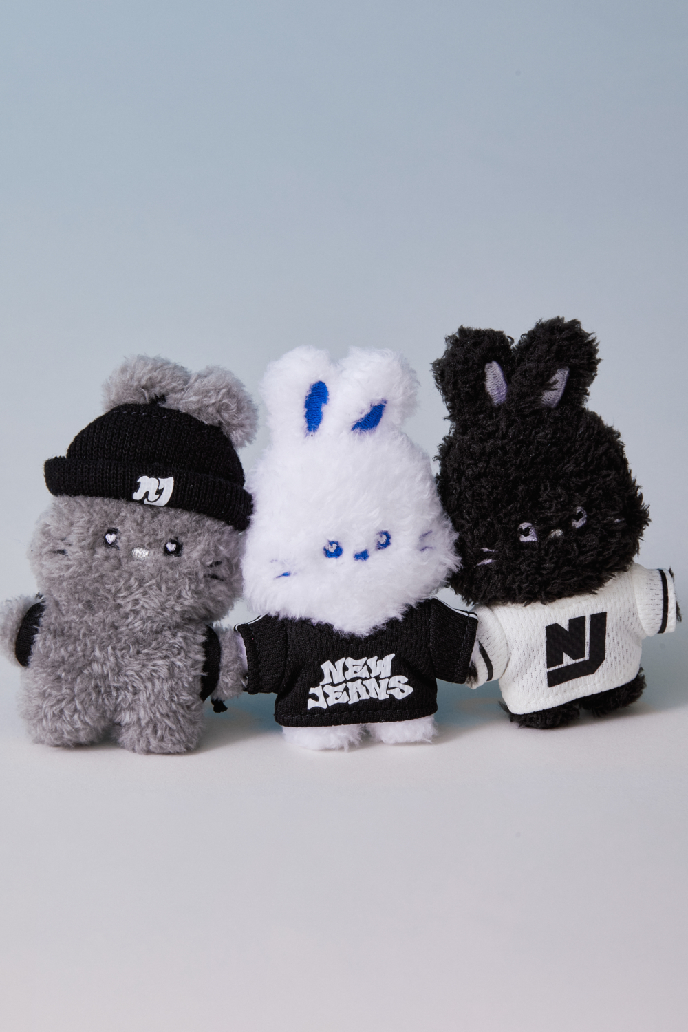 bunini 迷你著衫毛公仔鎖匙扣每個港幣$129（共三款）