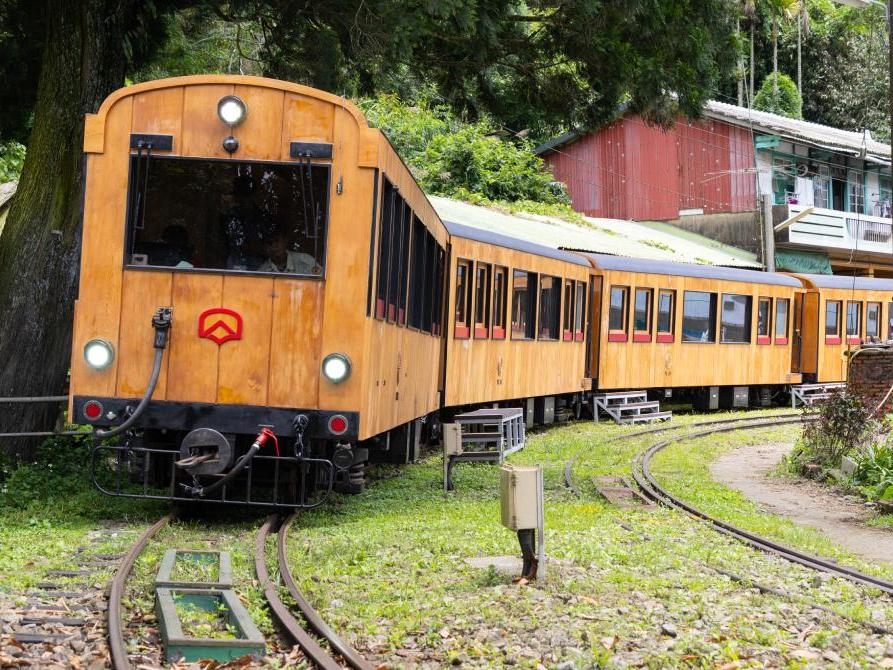福森號於7月28日正式營運，行程票價分為「團體行程」及「自由行票券」。