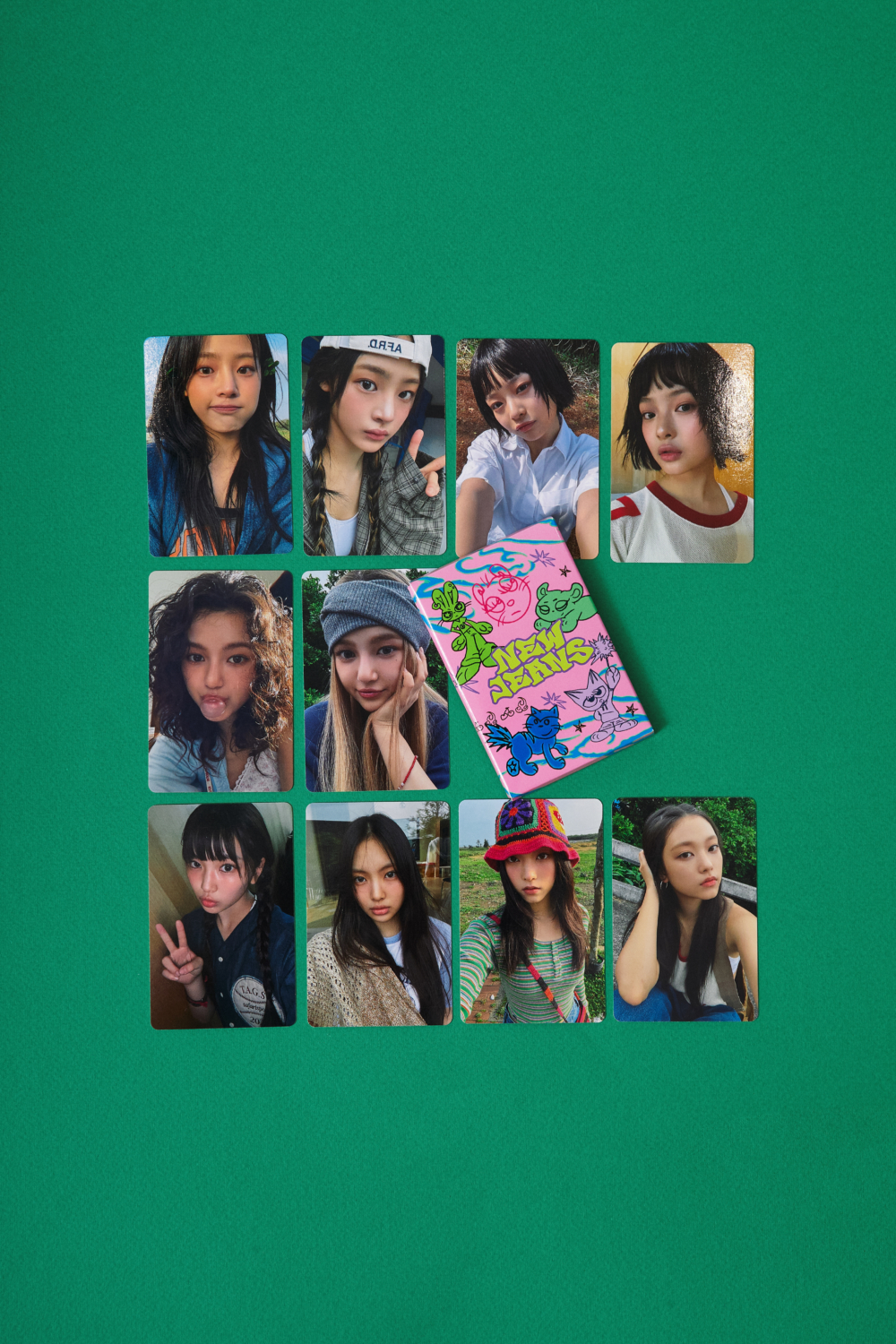 NJ How Sweet 相片小卡套裝每個港幣$59（共兩款）