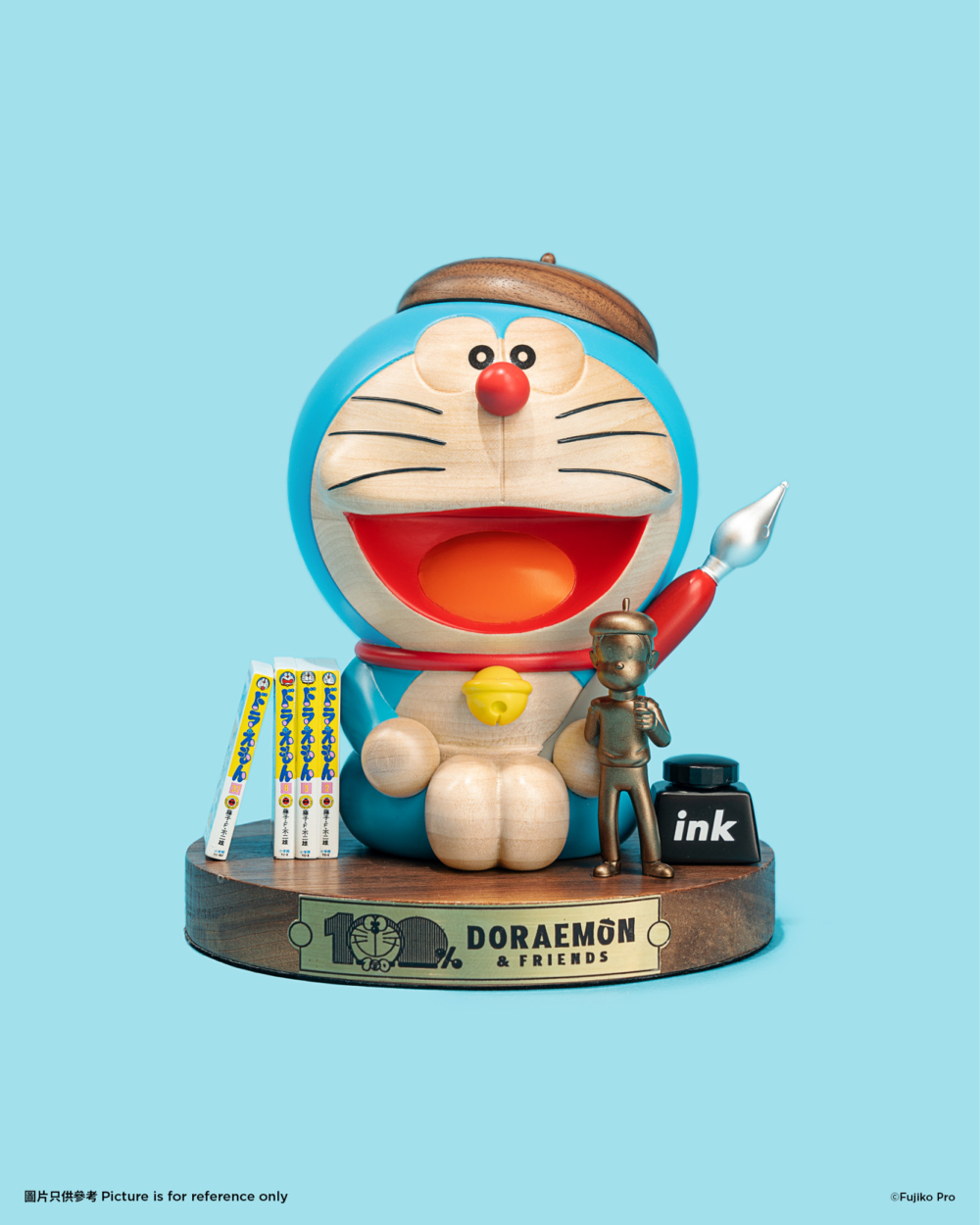 藤子 F 不二雄與多啦A夢原木雕塑，全球僅限500枚！