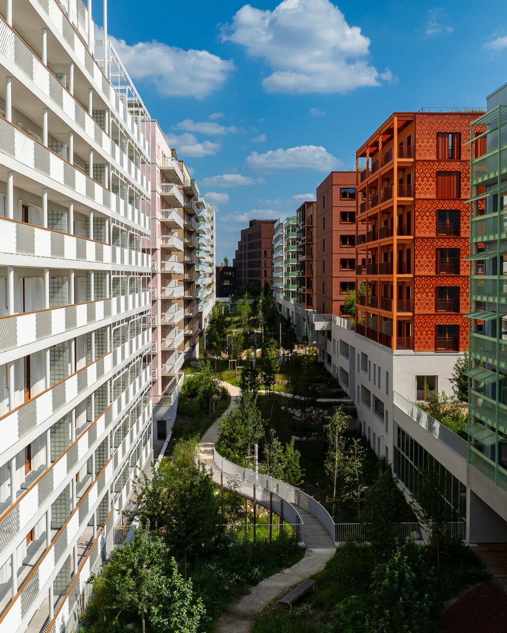 巴黎奧運的奧運媒體村貫徹性別平等的概念，村裡街道以多位傑出女性的姓名命名～