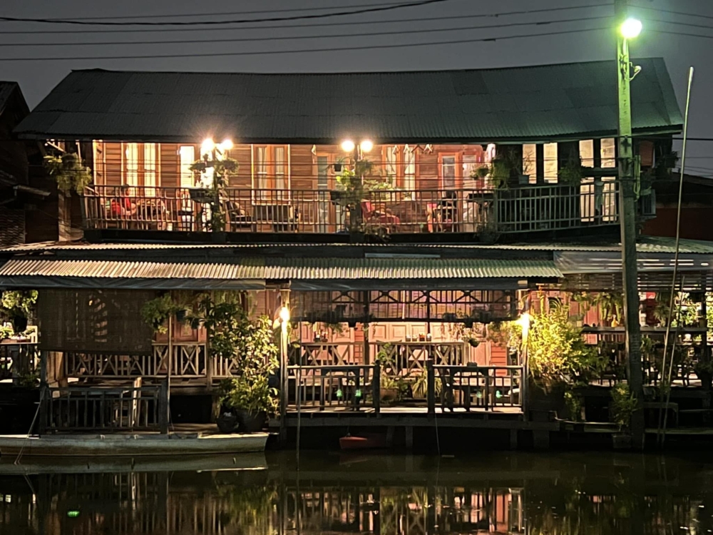 這裡一間Cafe近日就在網上掀起話題,獲內地網民在小紅書極力推薦。