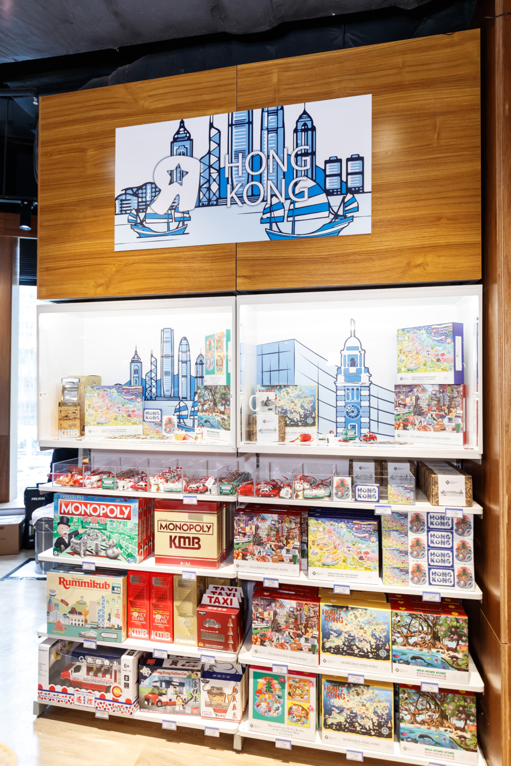 陳列了香港最有特色的精品小玩意!