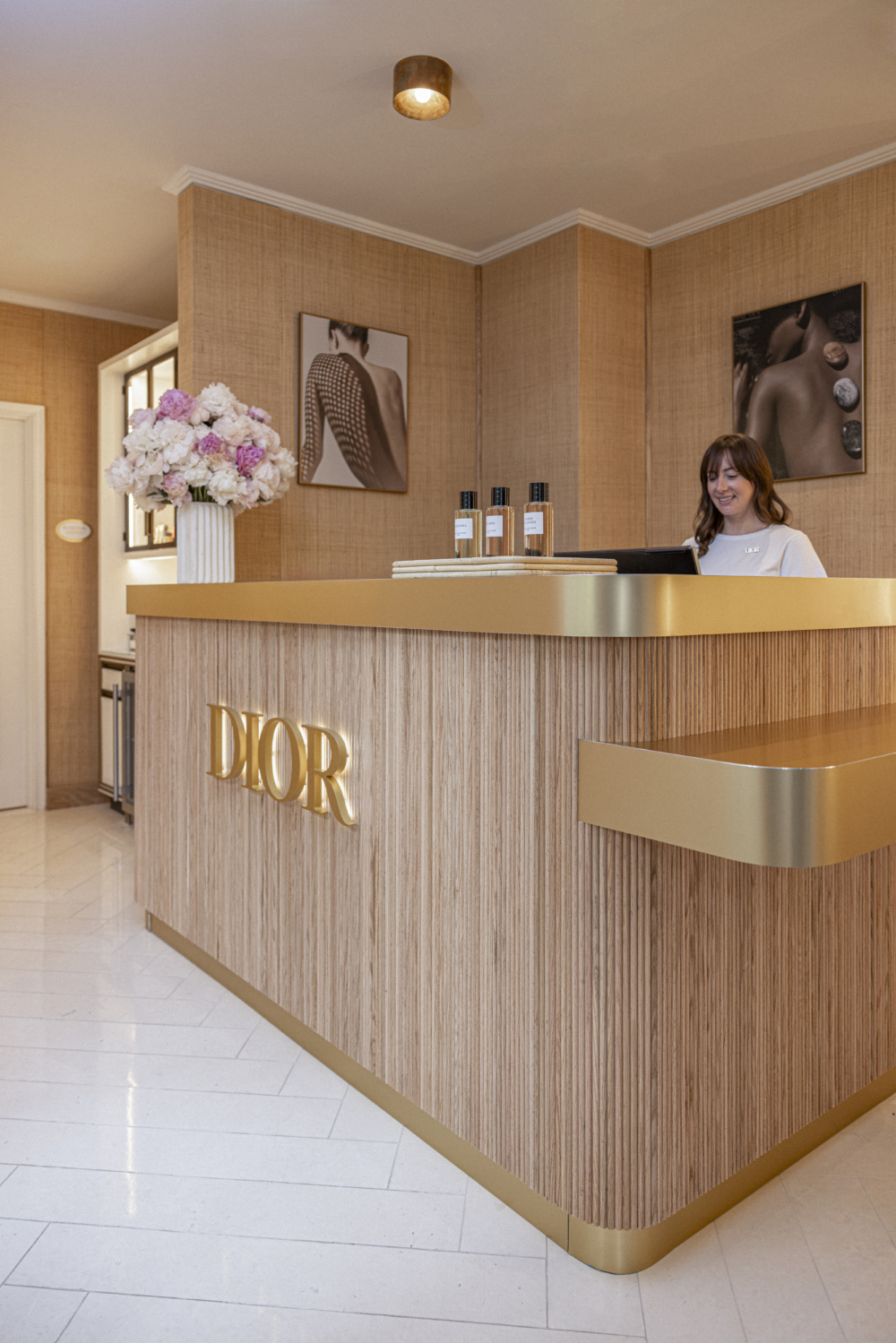 今年期間限定店亦新設了一個水療中心