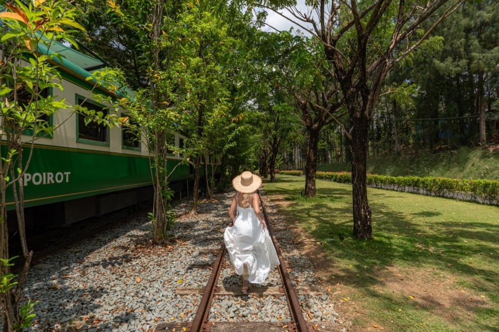 「考艾洲際度假酒店」距離曼谷市區約兩個半小時車程