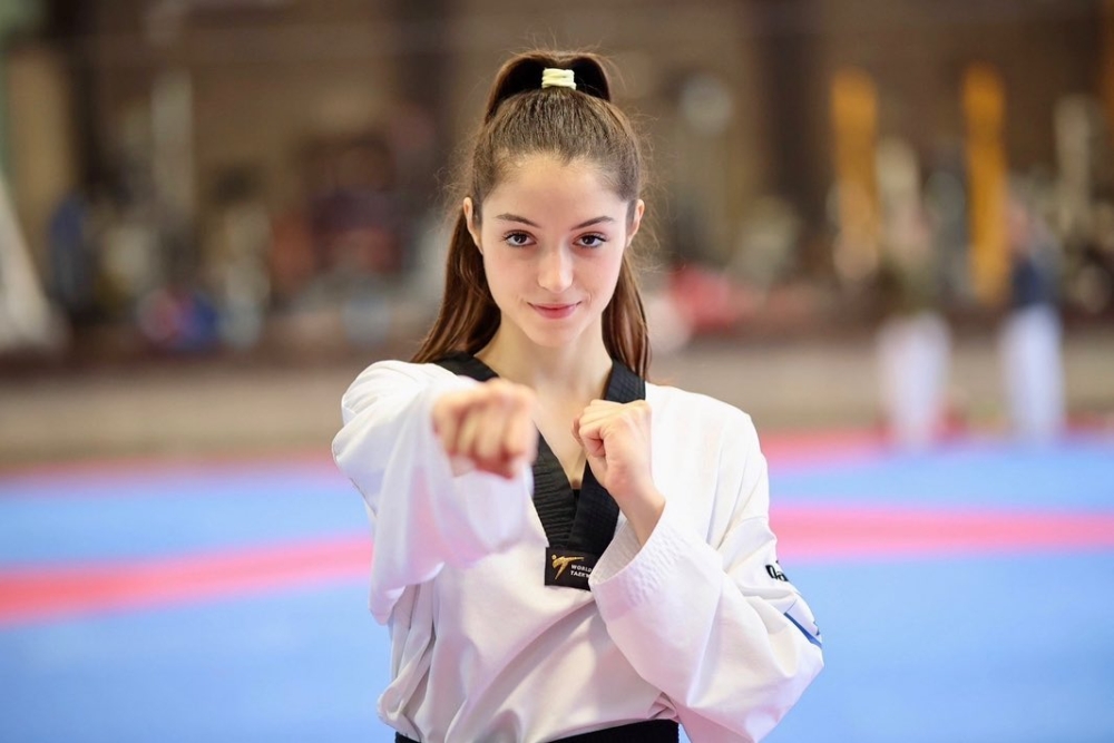 Avishag Semberg曾在2020東京奧運奪得女子跆拳道49公斤銅牌，不但為以色列在奧運史上斬獲首面跆拳道獎牌，亦是以色列最年輕奧運奪牌運動員～