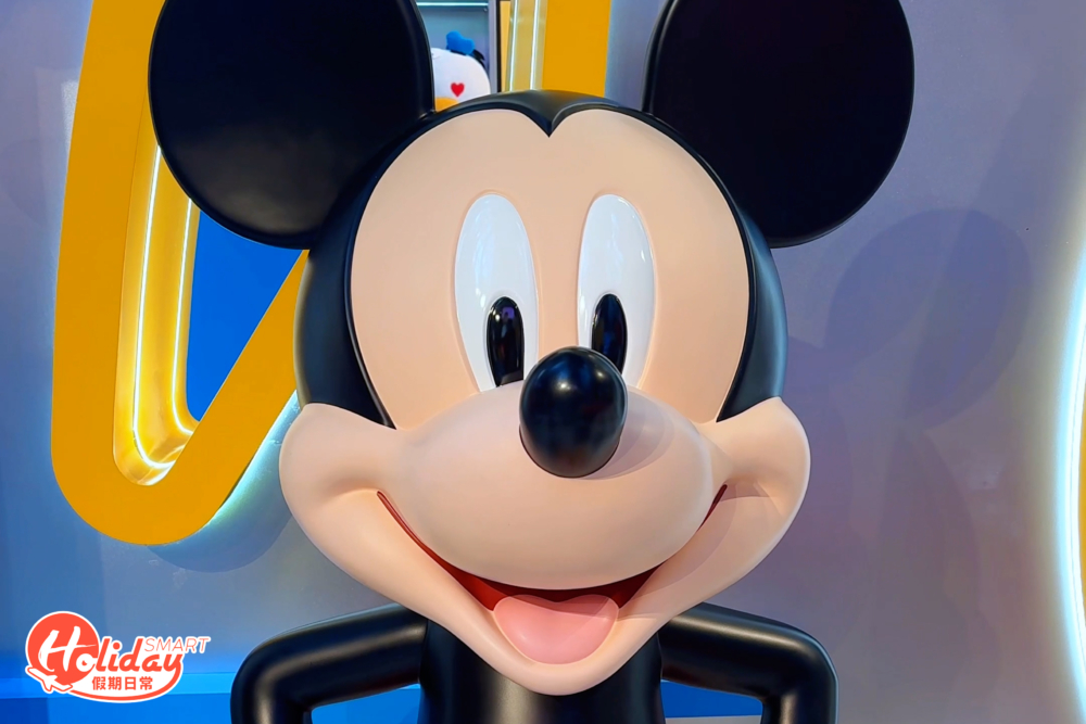 1.6米高的米奇。