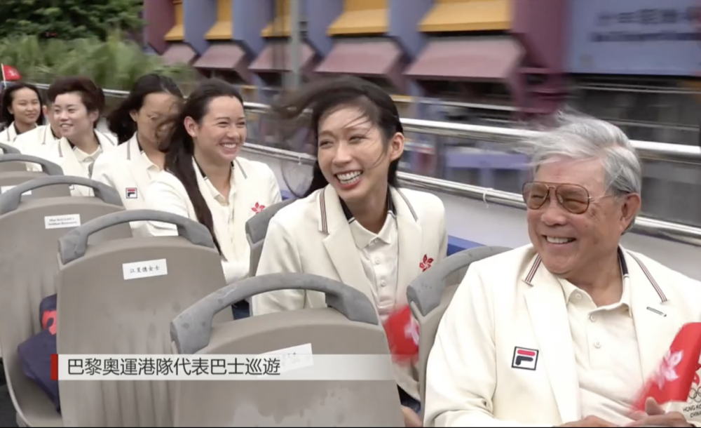 途經青沙公路時風雨甚大