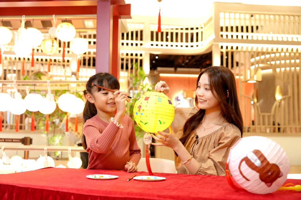 中秋迎月燈籠工作坊。