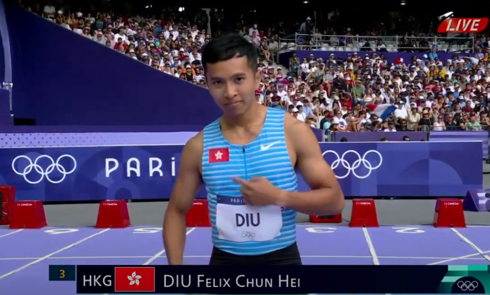 雖然刁俊稀這次無緣晉級，但其就因比賽時胸口上的名牌引來網民熱議！