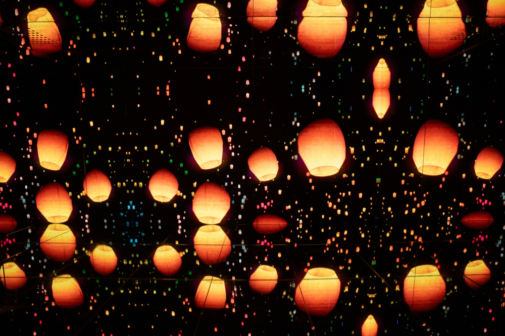 沉浸式中秋體驗-漫天的花燈！