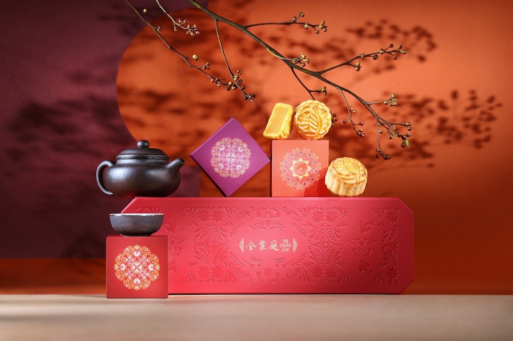 香港港麗酒店迷你奶黃月餅。