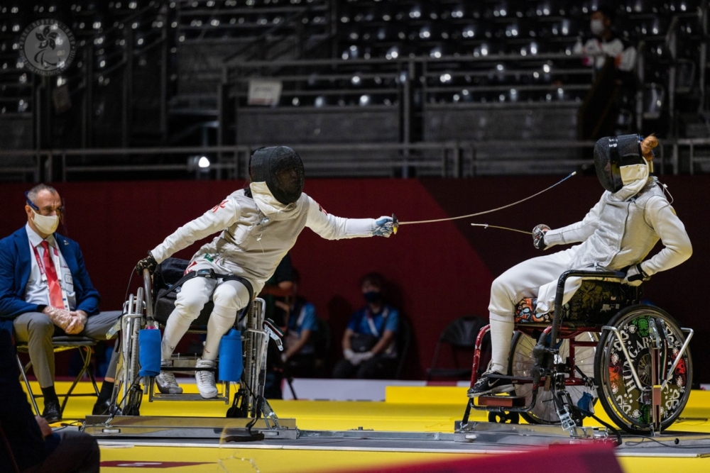 輪椅劍擊運動員根據運動能力分成3個級別：A（3級、4級）、B（2級）及C（1A及1B級），其中A級的殘疾程度最輕；C級為最嚴重。