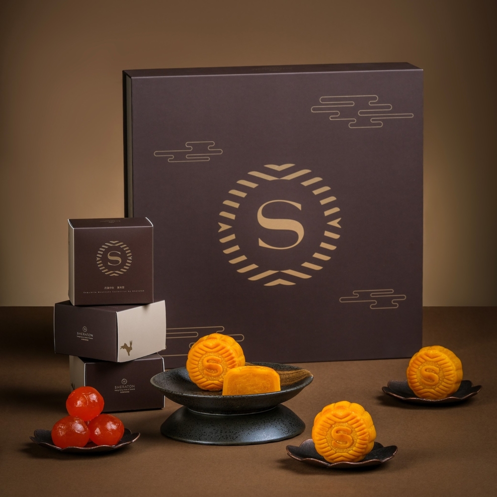 香港喜來登酒店迷你奶皇月餅禮盒。