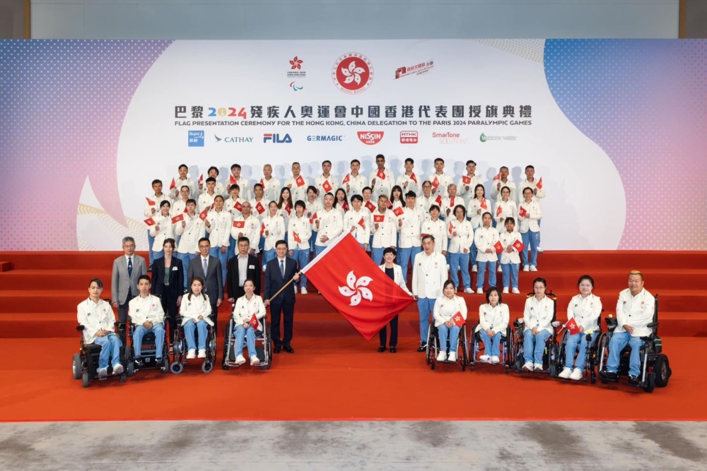 香港代表團將派出23位運動員出戰巴黎殘奧會，參與8大比賽項目，包括輪椅劍擊、硬地滾球、羽毛球、乒乓球、馬術、游泳、田徑及射箭。