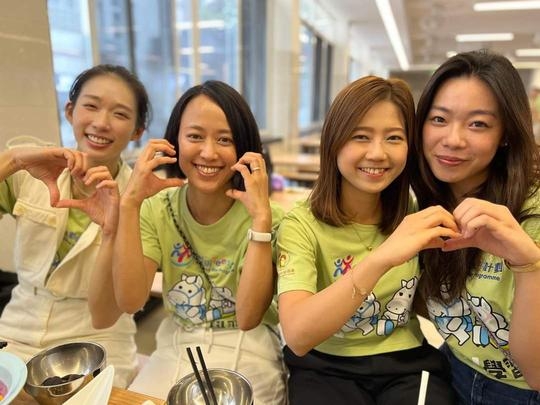 不少網友都非常好奇江旻憓由全職運動員，轉變成職場OL的新生活