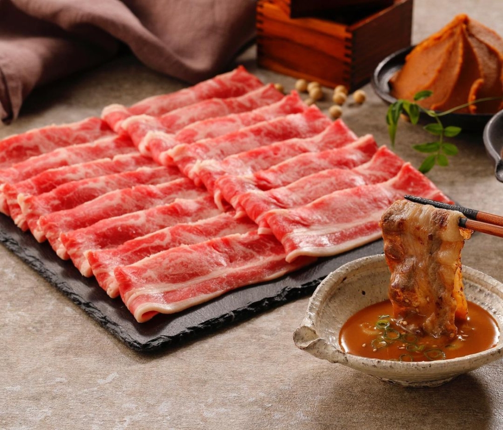 「ワンカルビ PREMIUM 」提供3種燒肉吃到飽3種方案。