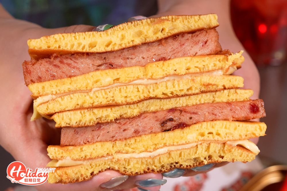 另外記者推介肥仔餐之最的組合，餐肉加芝士，邪惡指數爆燈！