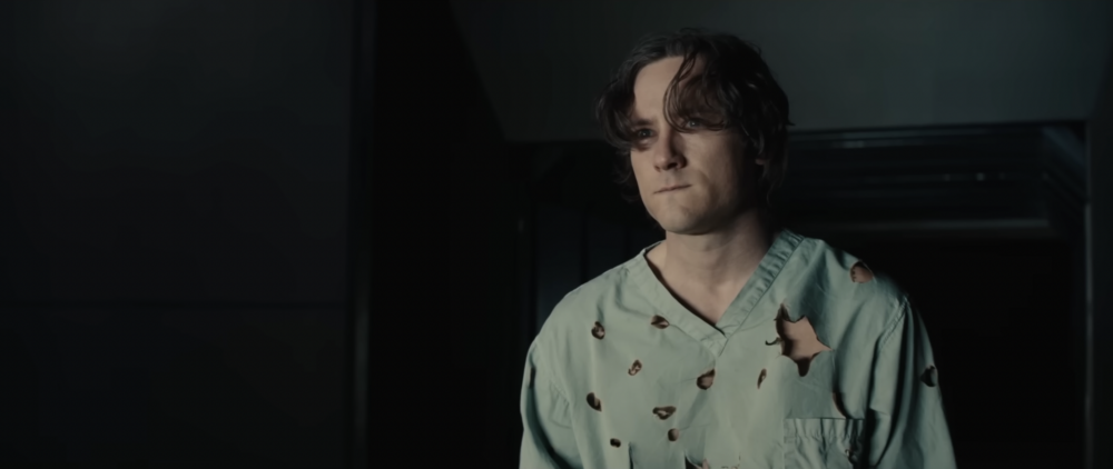 由《壯志凌雲：獨行俠》的Lewis Pullman飾演的「Bob」，真實身份是超狂的「哨兵」！