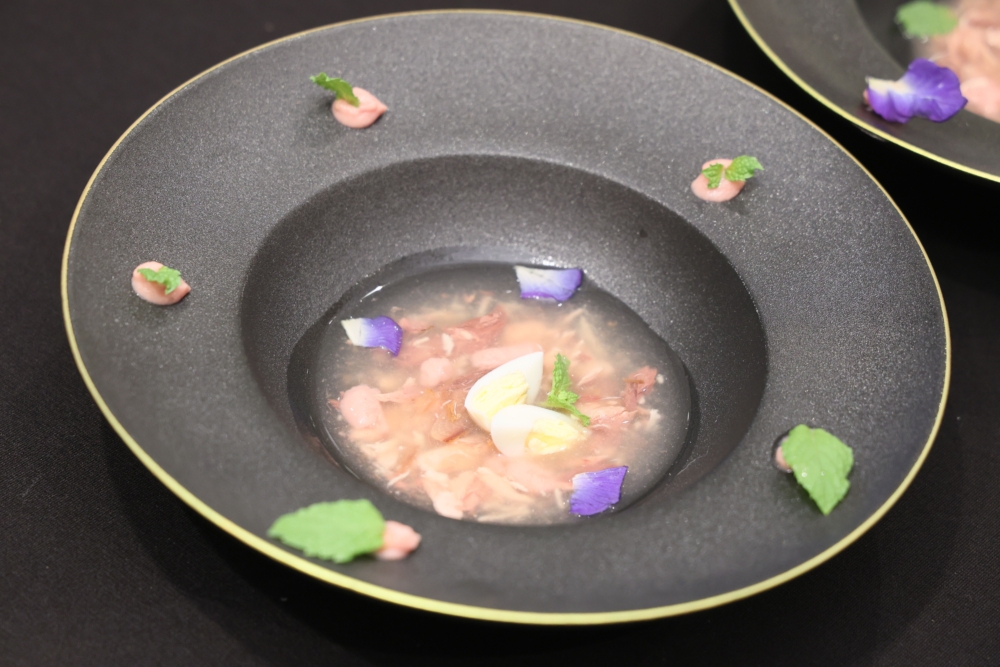 珍饌吞拿魚濃郁滋味湯羹。