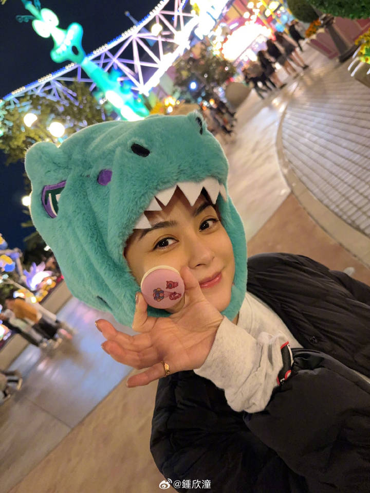 現年43歲的鍾欣潼(阿嬌)一直都是顏值擔當,有著零死角靚樣